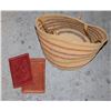 Image 1 : 2 VINTAGE LEATHER TOOLED WALLET & WOVEN HEMP