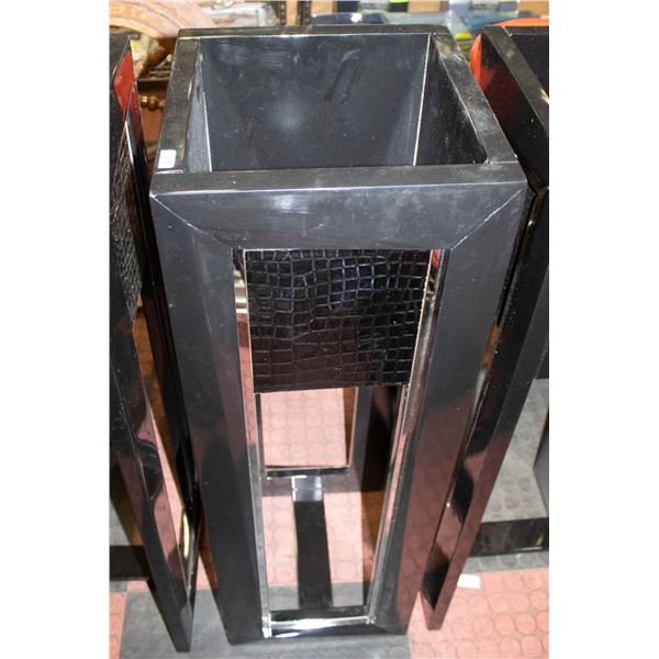 NEW GLOSSY BLACK PLANT STAND