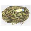 Image 1 : BALL OF CAMOUFLAGE PATTERN YARN