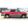 Image 1 : UNRESERVED! 2002 CHEVROLET AVALANCHE 2500 LT