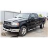 Image 1 : 2004 FORD F-150 LARIAT 5.4L TRITON