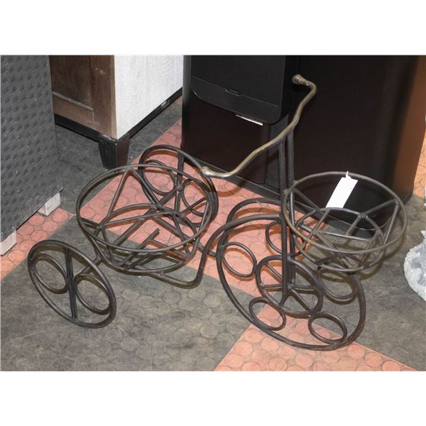 METAL BIKE PLANTER
