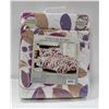 Image 1 : NEW 3PC QUILT SET DOUBLE/QUEEN SIZE REVERSIBLE