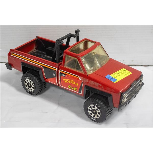 VINTAGE TONKA 4 X 4 TRUCK