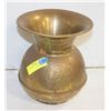 Image 1 : VINTAGE BRASS SPITOON-ESTATE