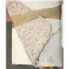Image 1 : 10FT CARPET PO: SP186