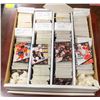 Image 1 : ESTATE LONG BOX OF ASSORTED BASE SPORTS CARDS