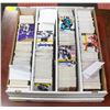 Image 1 : ESTATE LONG BOX OF ASSORTED BASE SPORTS CARDS