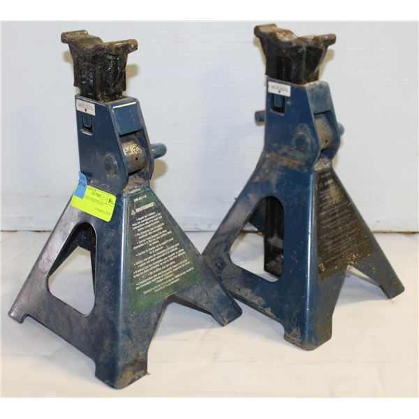 TWO - 3 TON AXLE STAND