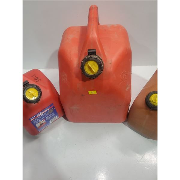 Assorted Jerry Cans 20L(1), 5L(1) & 4.7L(1)