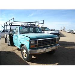 FORD F350 FLATBED TRUCK, s/n 1FDJF37ZXBRA37771