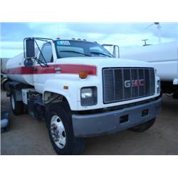 GMC TOPKICK 2000 GALLON S/A WATER TRUCK, s/n 1GDJ7H1J8TJ505476