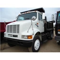 IHC 8100 S/A DUMP TRUCK, s/n 1HSHBATNXYHZ69508