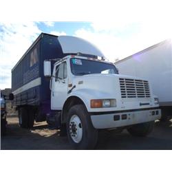 INTERNATIONAL 4900 VAN TRUCK, s/n 1HTSDAAN0SH656624