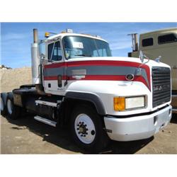 MACK CL713 T/A TRUCK TRACTOR s/n 1M1AD62Y6VW004959