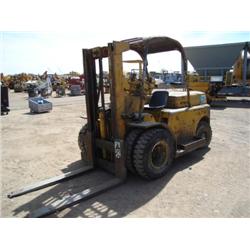 HYSTER 806 6000 lb FORK LIFT, s/n C5D12992