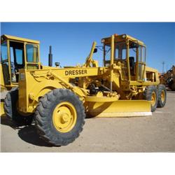 DRESSER-GALION A400E MOTOR GRADER, s/n BZ1D-C11723