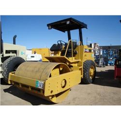 CATERPILLAR CS-433C SMOOTH DRUM VIBRATORY COMPACTOR, s/n 3TM00426