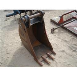 18in. BACKHOE BUCKET