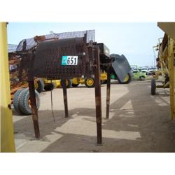 DOUGLAS ELECTRIC BELT MAGNET s/n EMH42