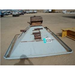 2 1/2yd. FEED HOPPER