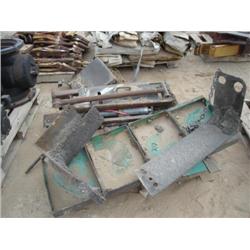 PALLET OF LAYDOWN PARTS