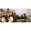 Image 3 : Assorted Christmas and Rooster Decor A