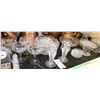 Image 1 : Assorted Crystal and Cut Glass Household Items A