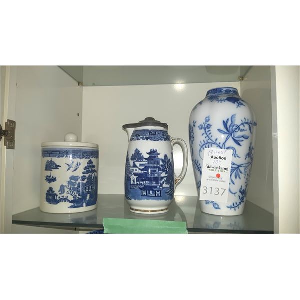 Blue &White Decor A