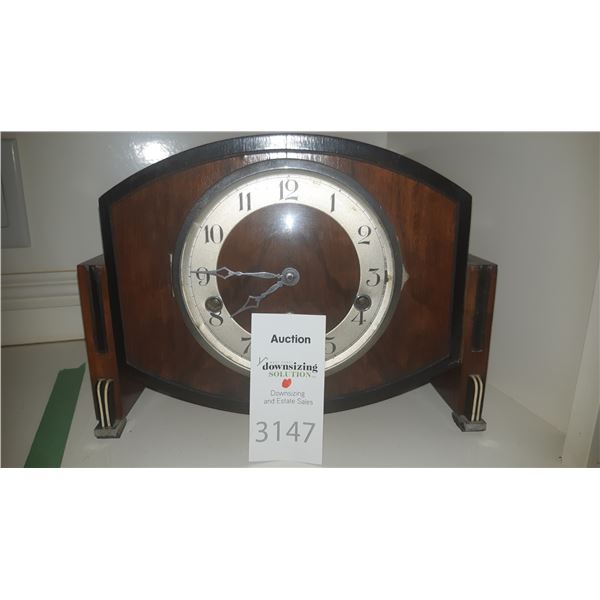 Chime Mantle Clock A
