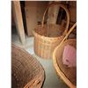 Image 14 : Baskets, woven stool, more A