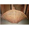 Image 15 : Baskets, woven stool, more A