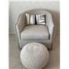 Image 2 : Modern Designer Beige Fabric Accent Chair w/ Decorative Pillow & Pouf Foot Rest