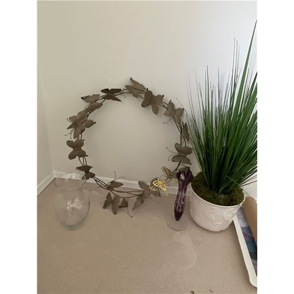 Metal Butterfly Wreath, Vase Collection 2 & Decorative Plant