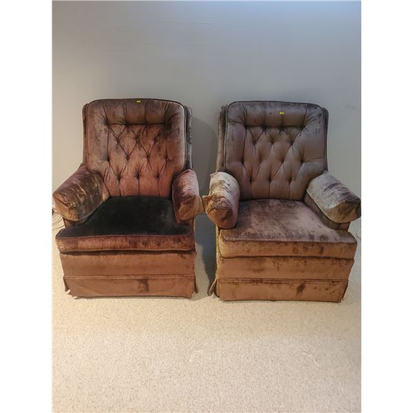 Pair of Velvet Rocking Chairs 30 x 27 x 41