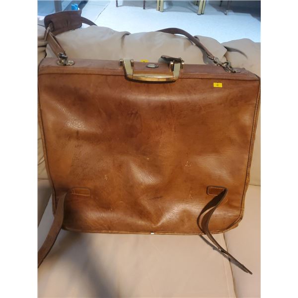 Vegan Leather Travel Case Clothing Storage 36 x 22