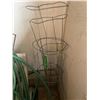 Image 4 : Outdoor Garden Supplies Hoses Rattan Planter Sprinklers & More