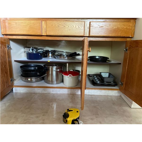 Assorted Pots Pan & Bakeware