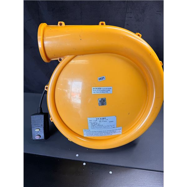 Lot of 1 Indoor/Outdoor Air Blower - Used