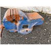 Image 3 : Lot of 1 Heavy Blue Brutus Bench Vice - Used