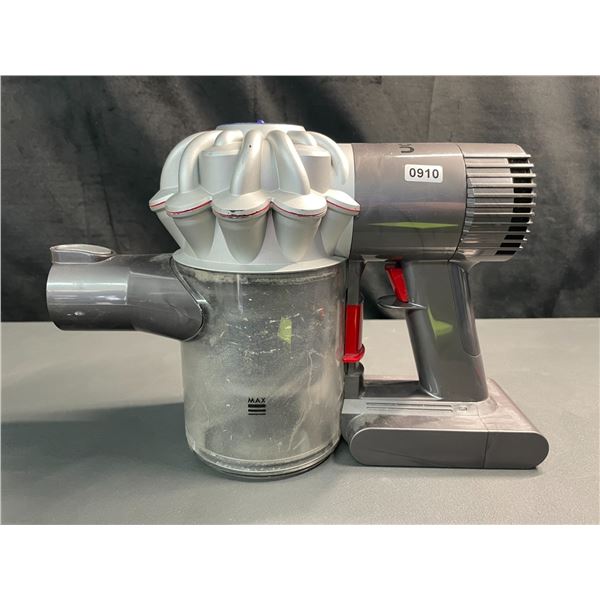Lot of 1 Dyson Vacuum w/ Battery - Used