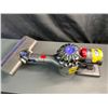 Image 2 : Lot of 1 Dyson Vacuum w/ Battery - Used