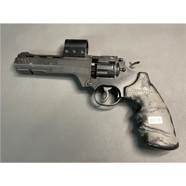 Lot of 1 Crosman Vigilante CO2 Air Revolver for Pellets and BBs - Used