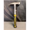 Image 1 : Lot of 1 Multi Use Hammer - New