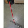 Image 1 : LAWN RAKE