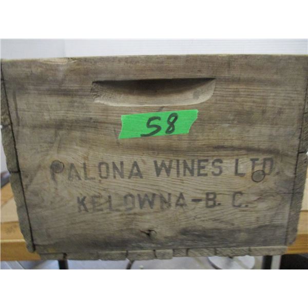 WOODEN WINE BOX