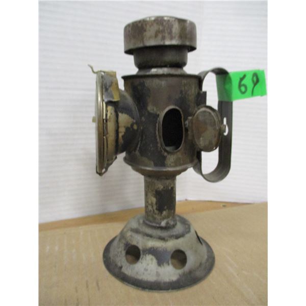 ANTIQUE LIGHT