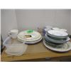Image 1 : BOX C/W ASSORTED DISHES