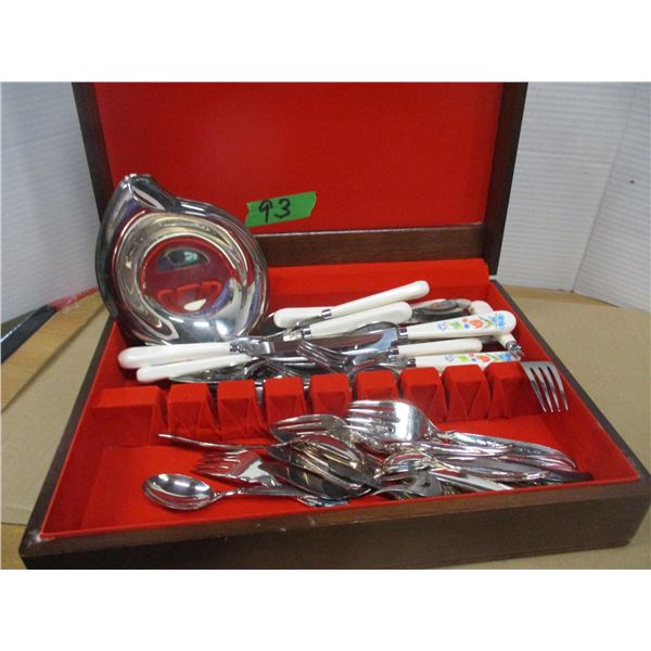 BOX C/W ASSORTED UTENSILS