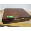 Image 2 : BOX C/W ASSORTED UTENSILS